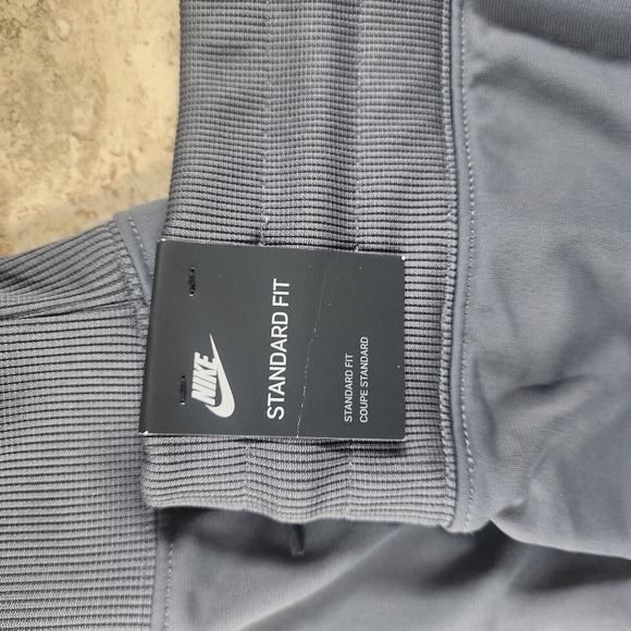 Nike Joggers S - Picture 3 of 4